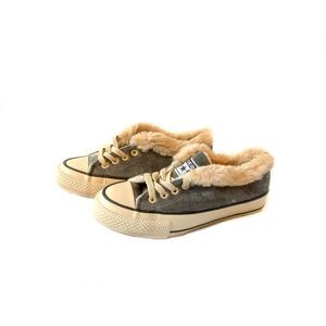 YESSTYLE Women's Korean Fashion Fur-Lined Sneakers - Size 5 New w/ Tags
